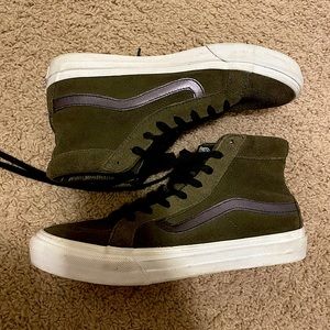 VANS khaki green